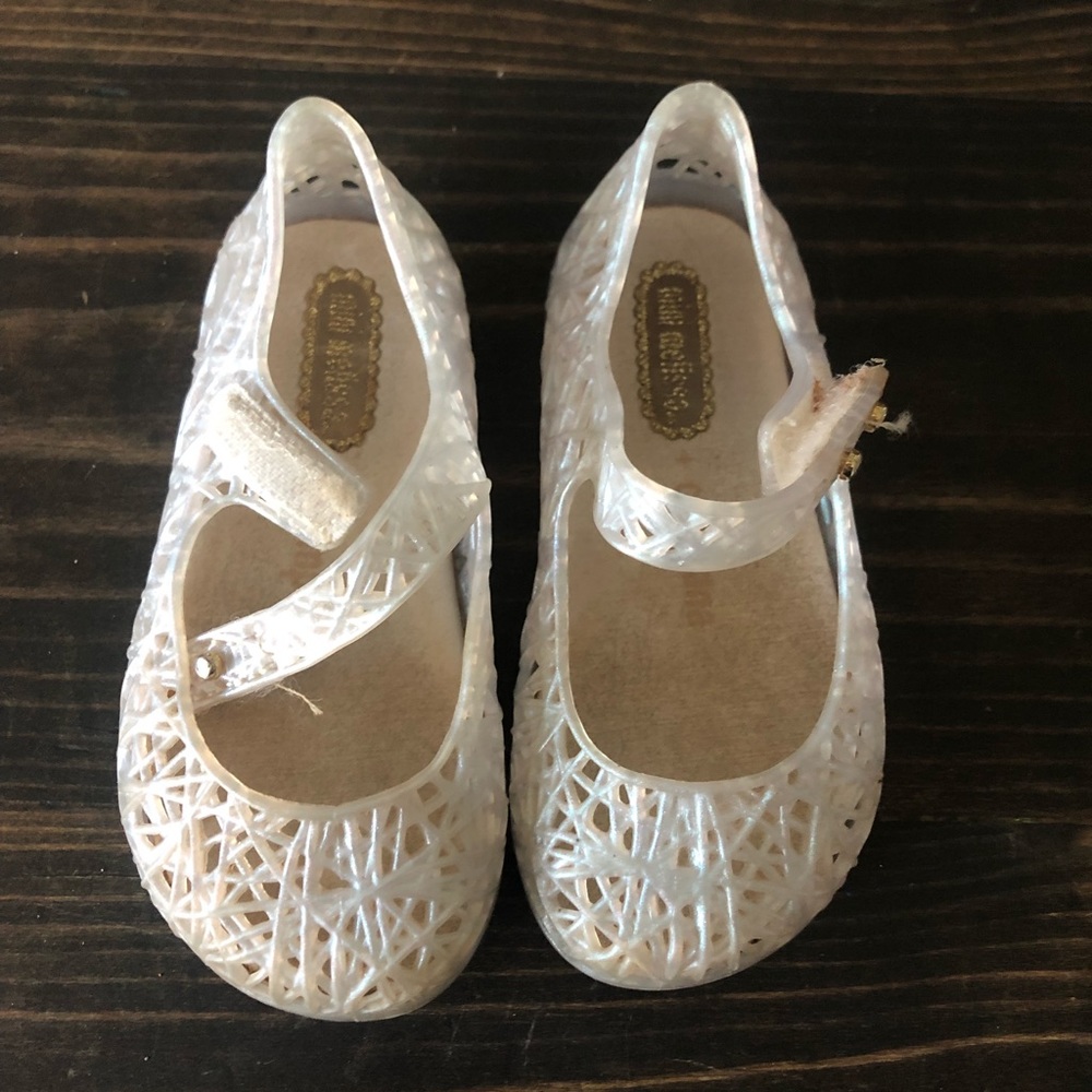 Mini Melissa size 6